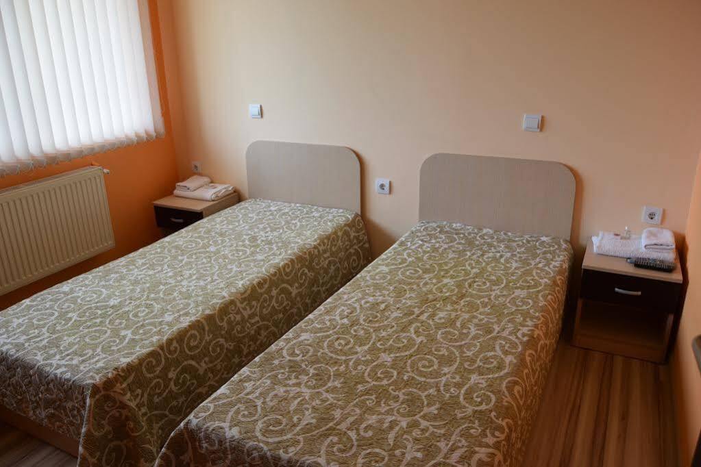 Mariana Apartment 帕维尔巴尼亚 外观 照片